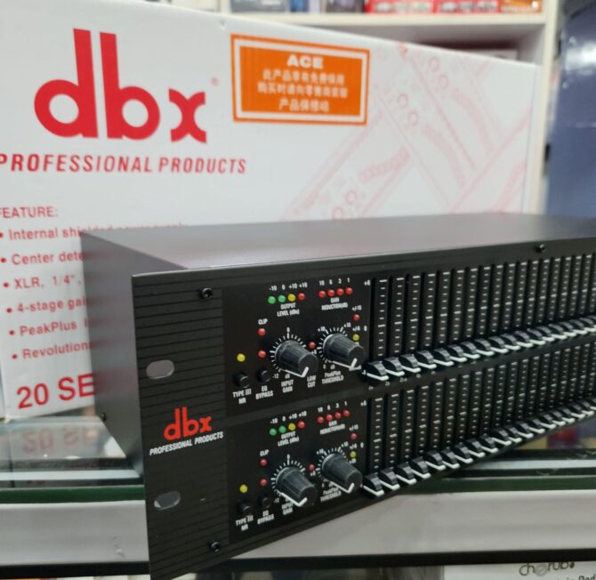 DBX 2231 Dual Channel 31 Band Graphic Equalizer