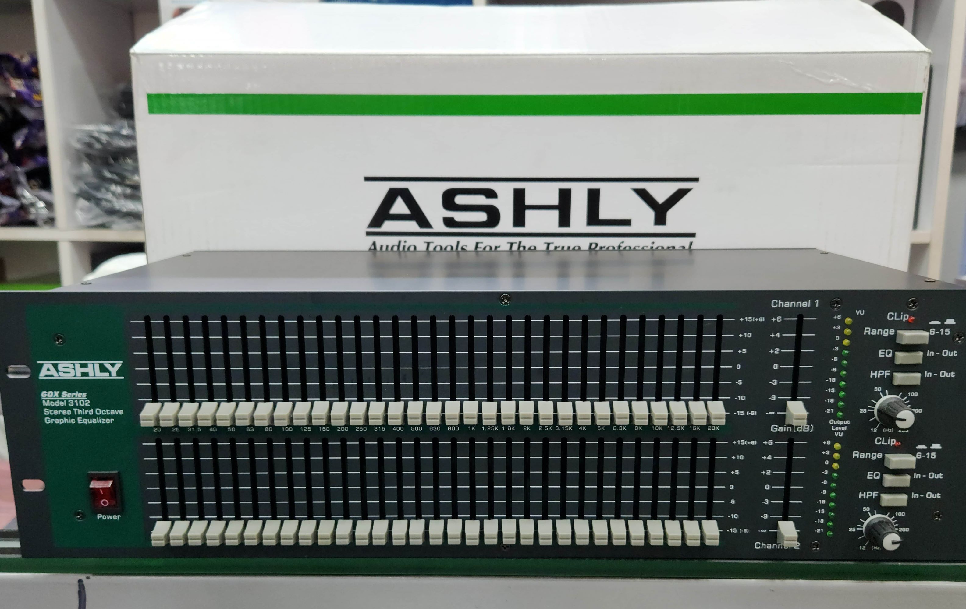 Ashly GQX-3102 - Dual Channel 31-Band Graphic Equalizer