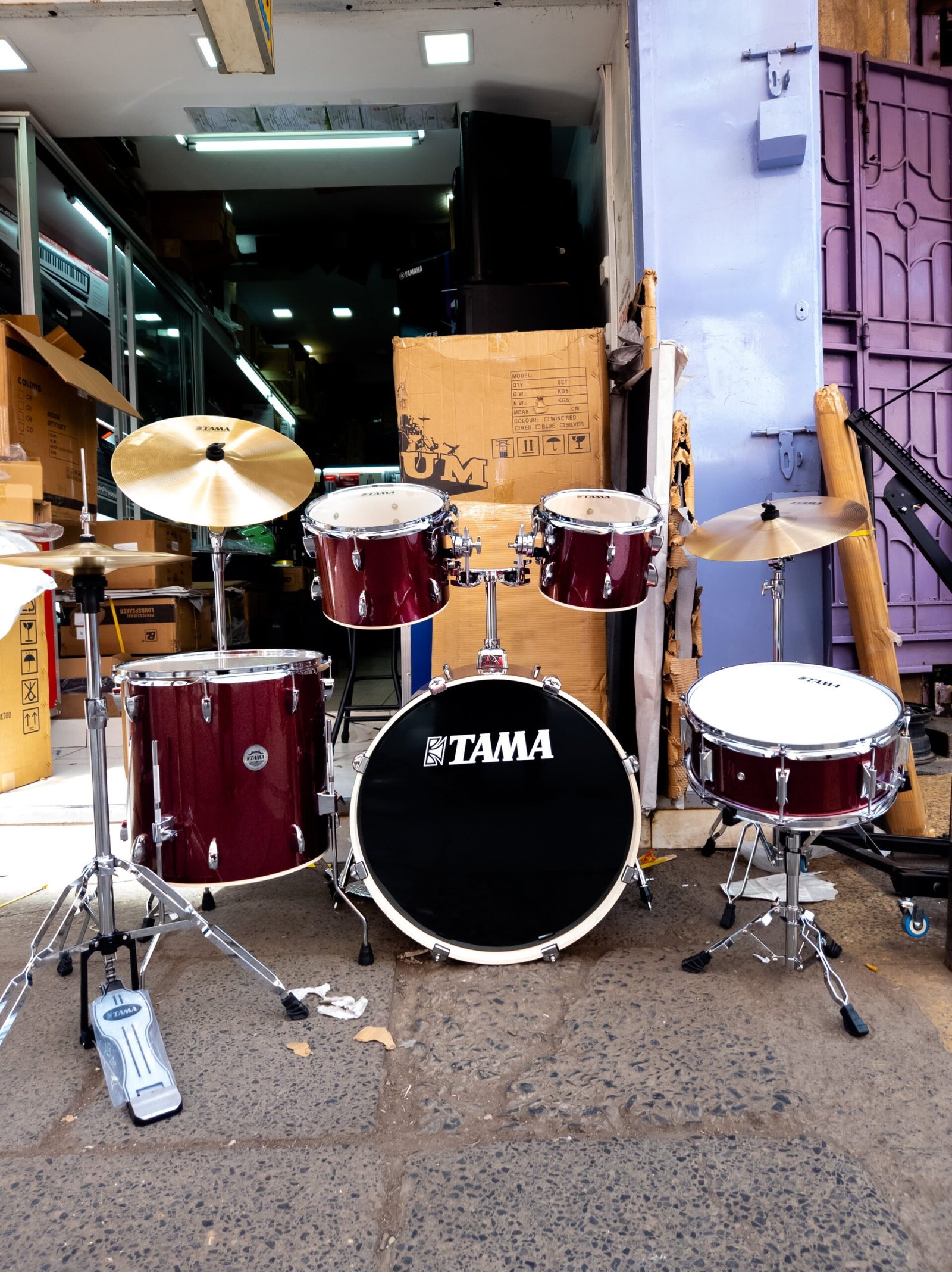 Tama_Complete_5_piece_drum_set_2 tama rock